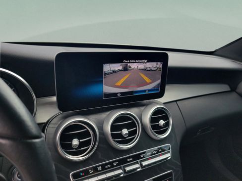 Used 2021 Mercedes-Benz C 300 Sedan image 22