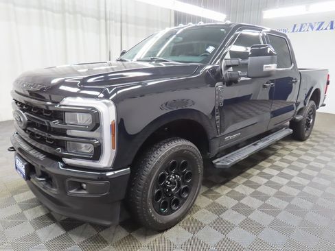 Used 2024 Ford F350 Lariat w/ Black Appearance Package image 6
