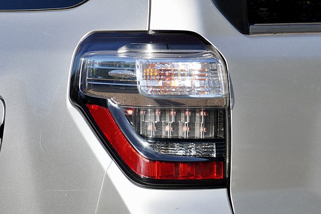 Used 2014 Toyota 4Runner SR5 Premium AWD/4WD image 8