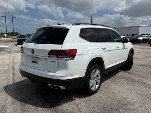 Certified 2022 Volkswagen Atlas SE AWD/4WD image 4