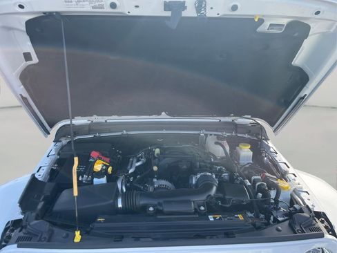 Used 2022 Jeep Gladiator Sport image 22