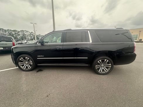 Used 2019 GMC Yukon XL Denali w/ Denali Ultimate Package AWD/4WD image 4
