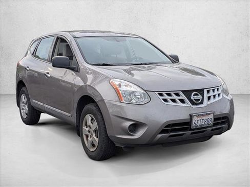 Used 2011 Nissan Rogue S image 3
