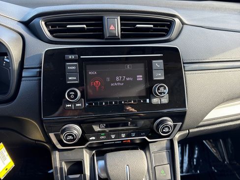 Used 2017 Honda CR-V LX image 19