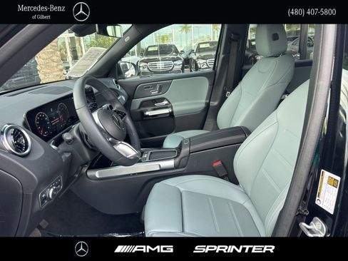 Used 2026 Mercedes-Benz GLB 250 image 10