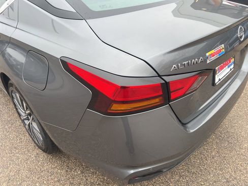 Certified 2025 Nissan Altima 2.5 SV image 32