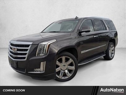 Used 2017 Cadillac Escalade Luxury