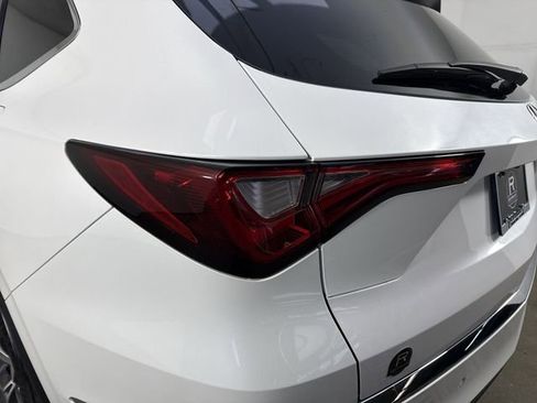 Used 2023 Acura MDX SH-AWD w/ Technology Package image 31