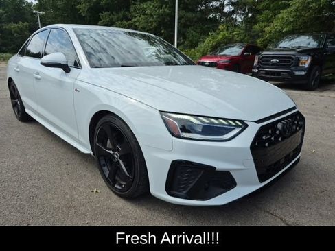 Used 2021 Audi A4 2.0T Premium Plus w/ Premium Plus Package AWD/4WD image 2