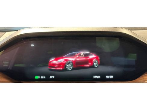 Used 2024 Tesla Model S image 27