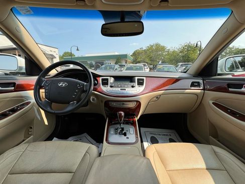 Used 2012 Hyundai Genesis 3.8 RWD image 19