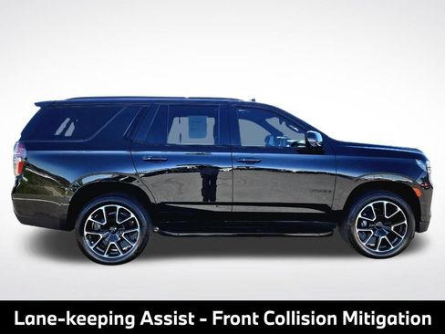 Used 2022 Chevrolet Tahoe RST w/ Luxury Package AWD/4WD image 11