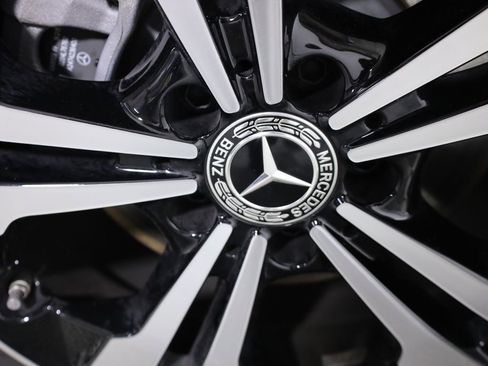 Certified 2026 Mercedes-Benz GLB 250 4MATIC image 9