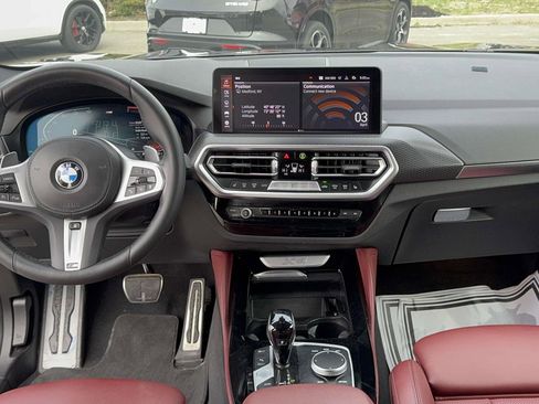 Used 2022 BMW X4 xDrive30i image 12