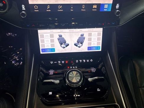 Used 2024 Jeep Grand Wagoneer L Series II w/ Quick Order Packagew 28T AWD/4WD image 31