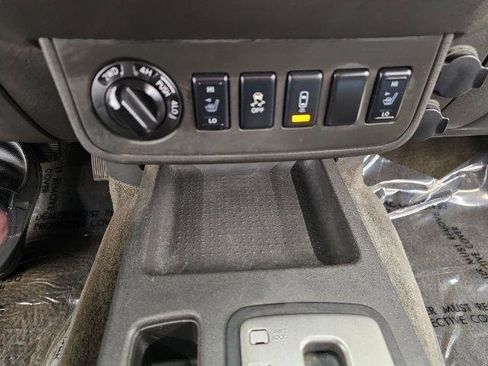 Used 2016 Nissan Frontier SV w/ SV Value Truck Package image 18