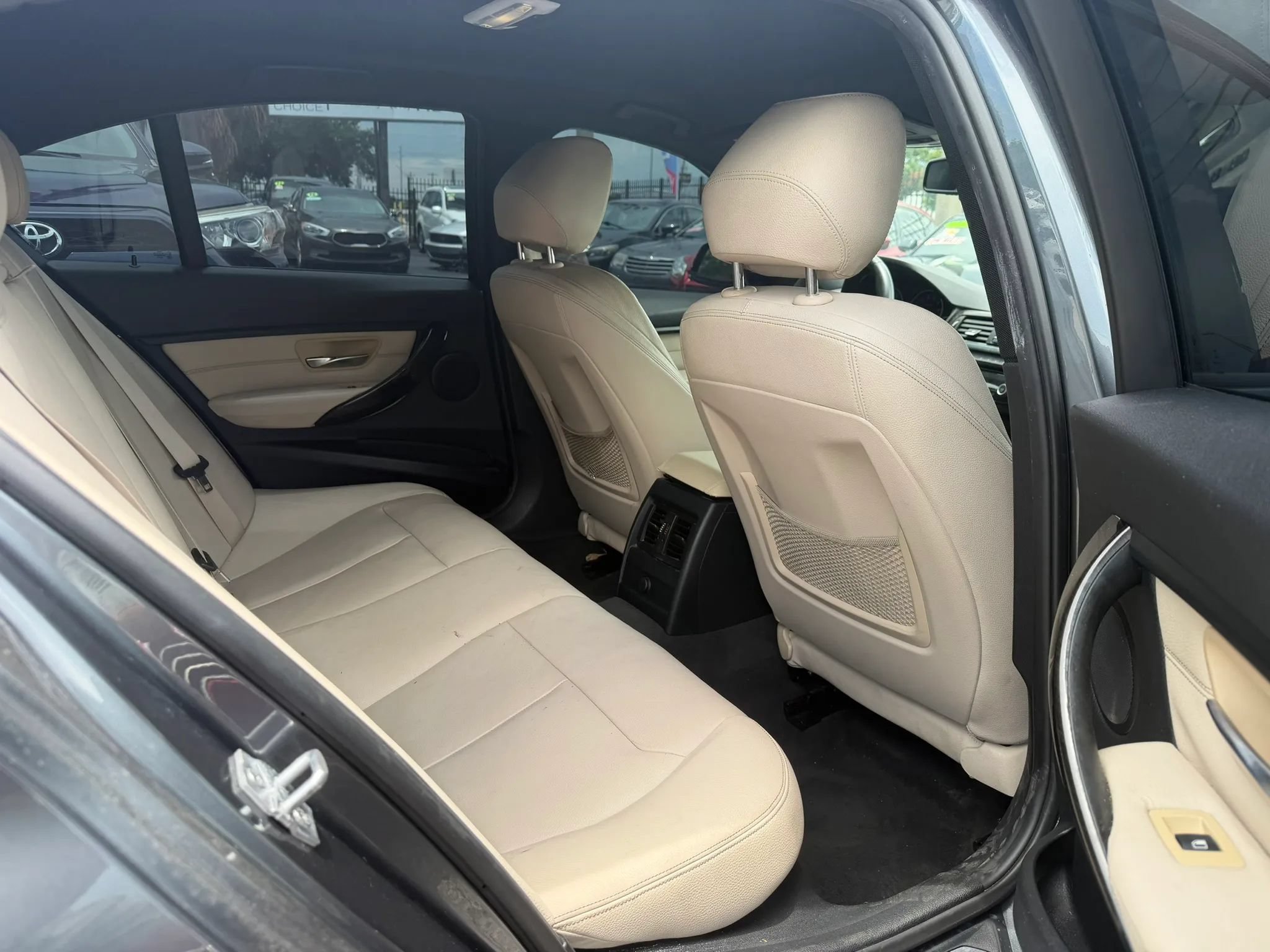 Used 2015 BMW 328i Sedan RWD image 12