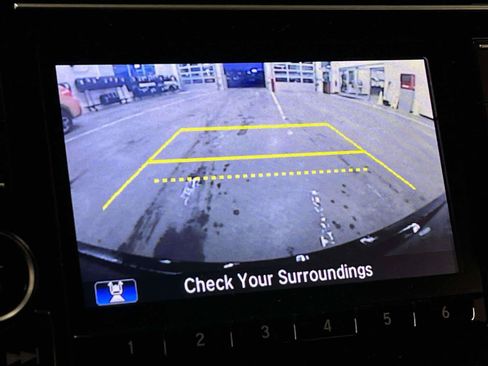 Used 2018 Honda CR-V LX image 11