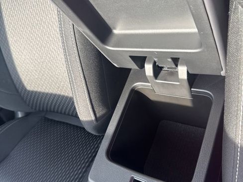 New 2025 Mitsubishi Outlander ES image 27