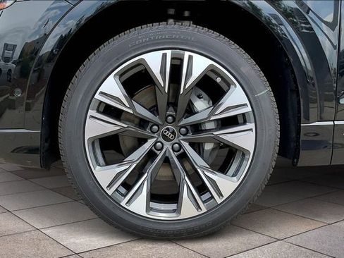 New 2025 Audi Q8 Premium Plus image 11