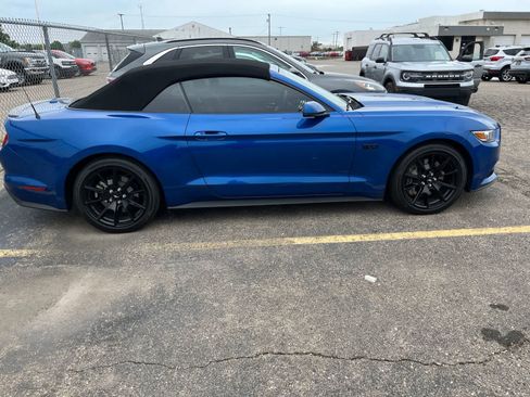 Used 2017 Ford Mustang GT Premium w/ Equipment Group 401A RWD image 15
