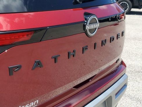 Certified 2023 Nissan Pathfinder SL w/ SL Premium Package image 14