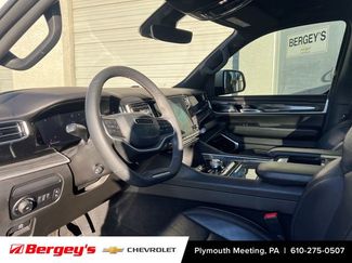 Used 2022 Jeep Wagoneer Series III video 3