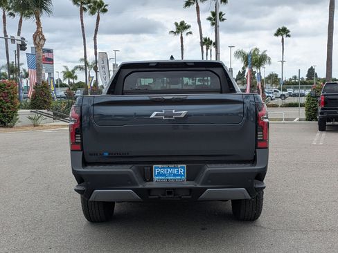 New 2026 Chevrolet Silverado EV Trail Boss w/ Premium Package image 4