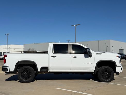 Certified 2024 Chevrolet Silverado 2500 LT w/ Z71 Sport Edition image 9