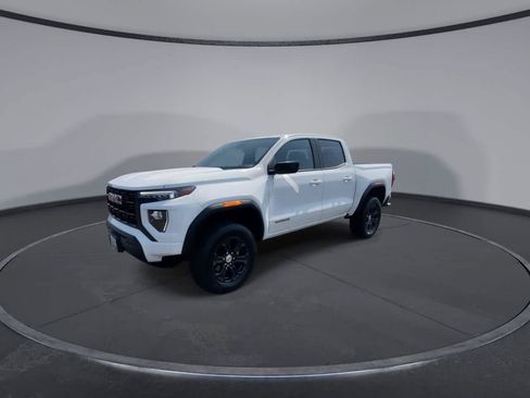 Used 2023 GMC Canyon Elevation w/ Trailering Package AWD/4WD image 4