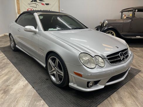 Used 2007 Mercedes-Benz CLK 63 AMG Cabriolet image 22