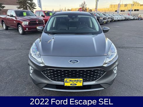 Used 2022 Ford Escape SEL image 3