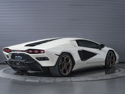 Used 2022 Lamborghini Aventador Countach AWD/4WD image 5