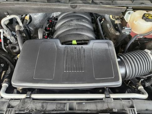 Used 2019 Chevrolet Silverado 1500 LT w/ Texas Edition AWD/4WD image 30