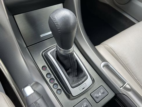 Used 2012 Acura TL w/ Technology Package image 19
