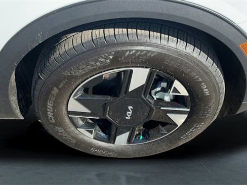 Certified 2026 Kia Sportage LX image 25