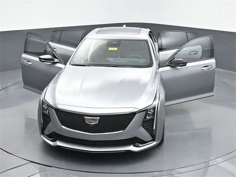 Used 2025 Cadillac CT5 V image 53