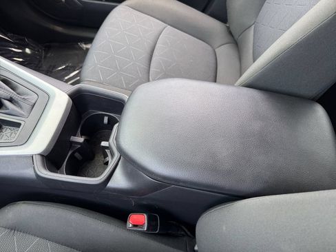 Certified 2022 Toyota RAV4 XLE w/ Convenience Package AWD/4WD image 27