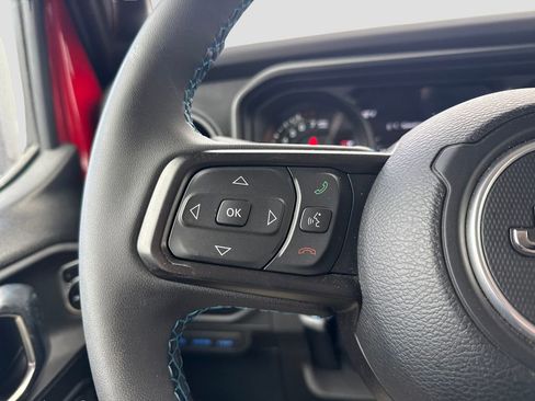 Used 2025 Jeep Wrangler Unlimited Rubicon 4xe w/ Convenience Group image 14