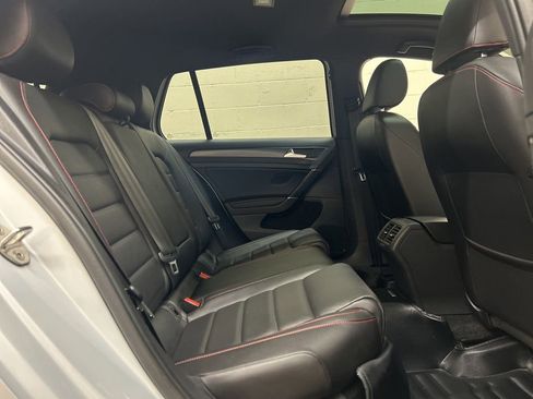 Used 2020 Volkswagen GTI SE FWD image 9