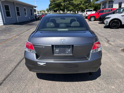 Used 2010 Honda Accord LX image 4