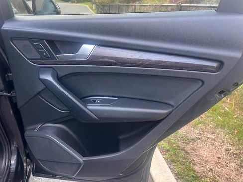 Used 2018 Audi Q5 2.0T Premium image 13