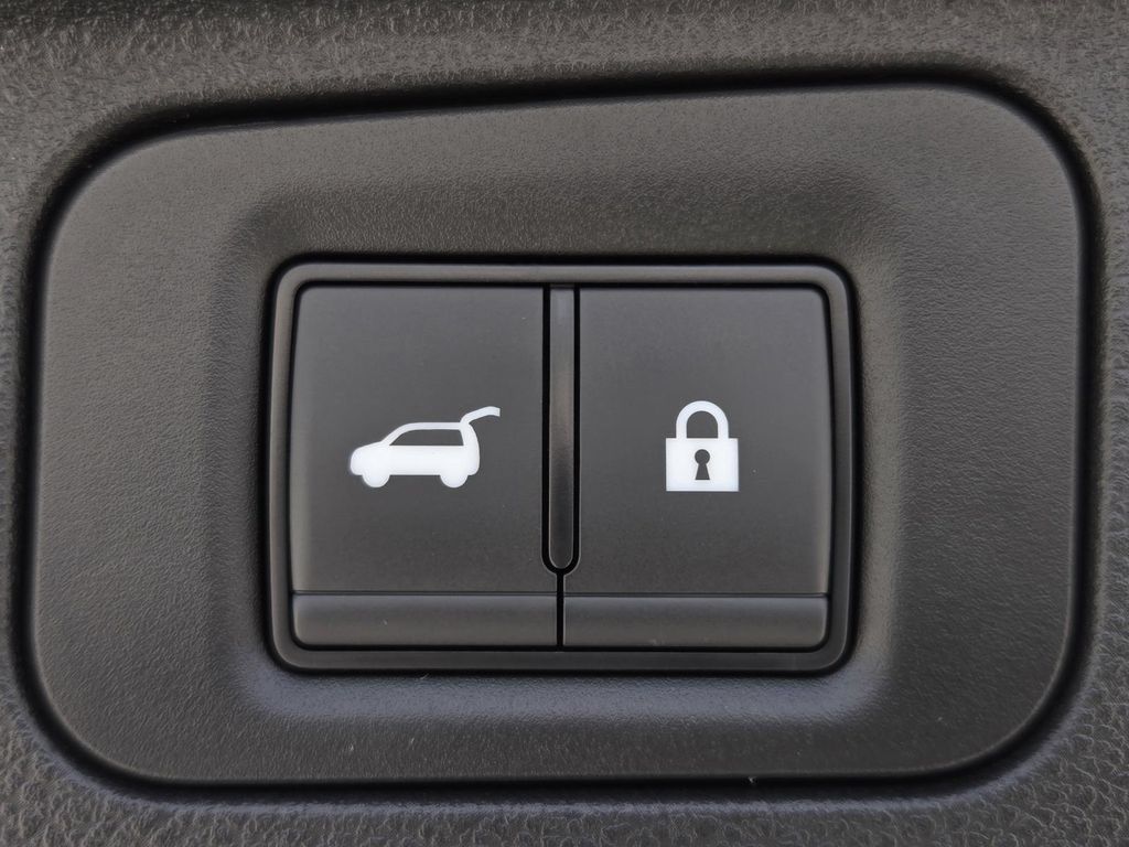 New 2026 Nissan Armada PRO-4X w/ Captain's Chari Seat Package AWD/4WD image 12