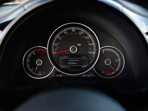 Used 2018 Volkswagen Beetle 2.0T S image 32