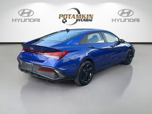 Certified 2026 Hyundai Elantra Sport FWD image 5