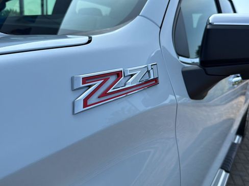 Used 2026 Chevrolet Silverado 1500 LTZ w/ LTZ Premium Package AWD/4WD image 35