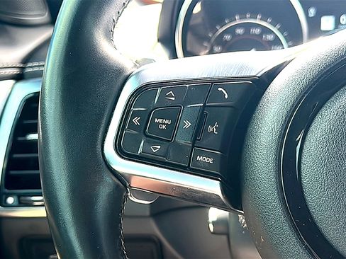 Used 2020 Jaguar F-TYPE Coupe RWD image 25