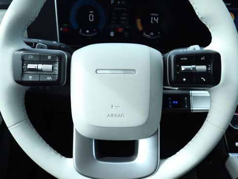 New 2026 Hyundai Santa Fe SE FWD image 11