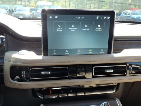 Used 2023 Lincoln Aviator Grand Touring w/ Elements Package Plus image 22