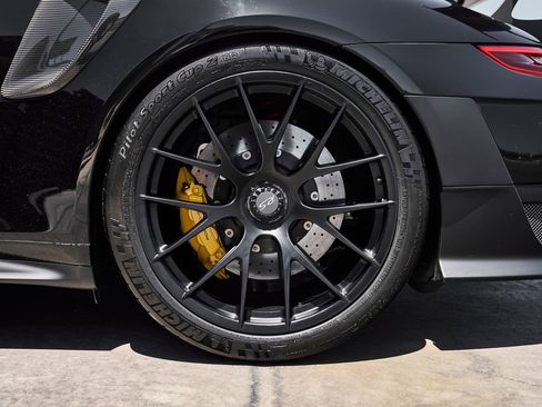 Used 2018 Porsche 911 GT2 RS RWD image 29